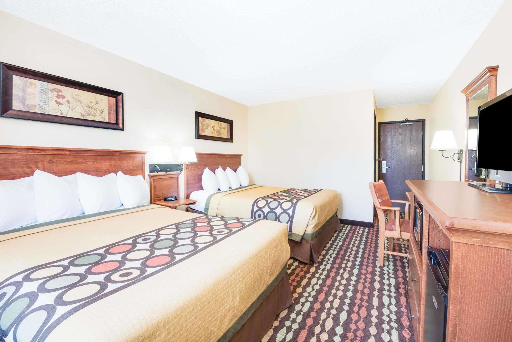 Super 8 By Wyndham Grand Forks Hotel Exterior foto