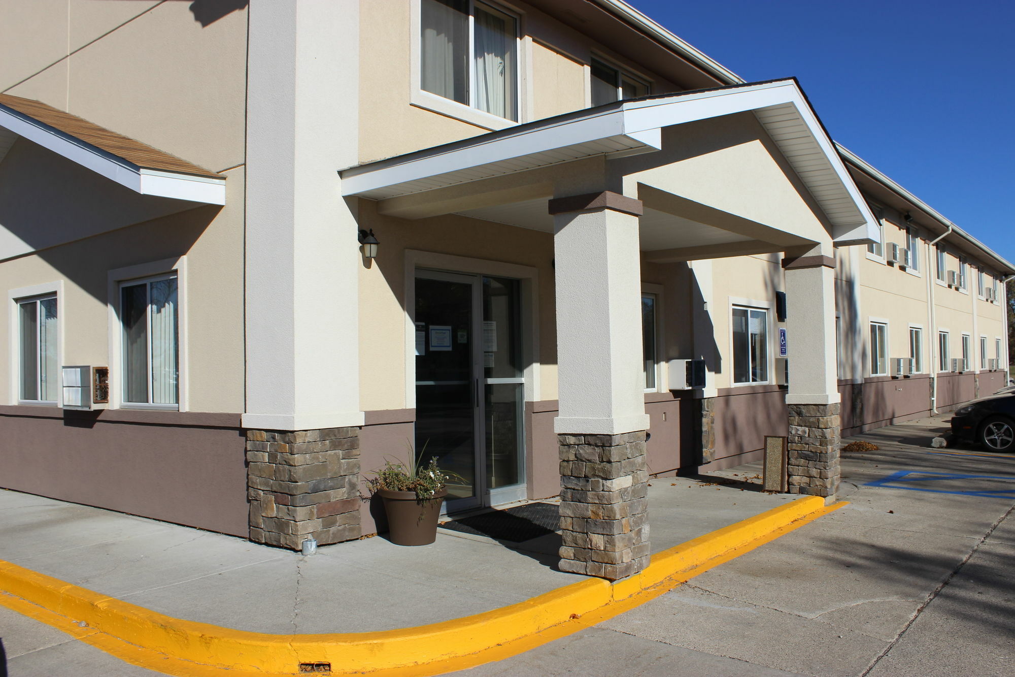 Super 8 By Wyndham Grand Forks Hotel Exterior foto